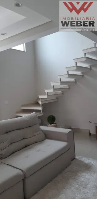Foto 2 de Sobrado com 3 quartos à venda, 208m2 em Wanel Ville, Sorocaba - SP