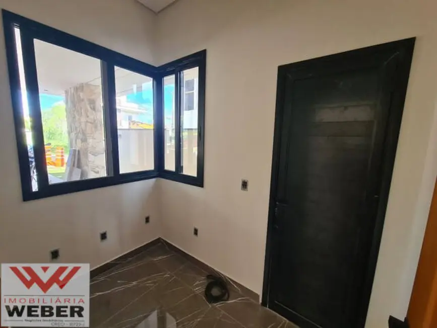 Casa de Condomínio com 3 quartos à venda, 225m2 em Cajuru do Sul, Sorocaba - SP - imagem 6 Foto 6 de Casa de Condomínio com 3 quartos à venda, 225m2 em Cajuru do Sul, Sorocaba - SP
