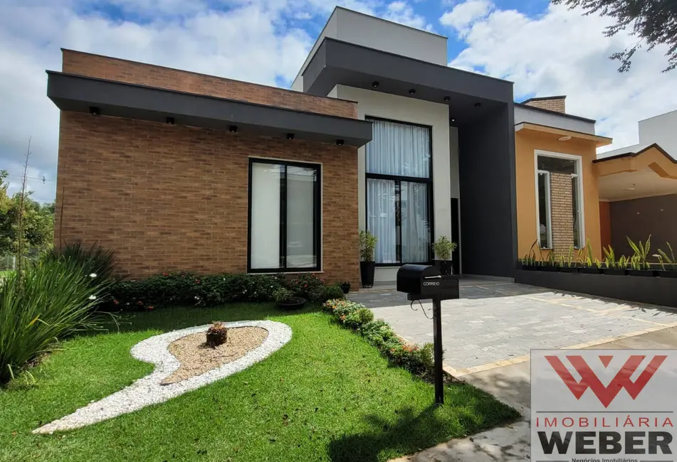 Foto 1 de Casa de Condomínio com 3 quartos à venda, 190m2 em Cajuru do Sul, Sorocaba - SP