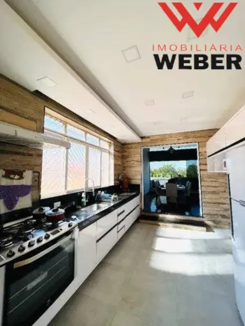 Foto 8 de Sobrado com 4 quartos à venda, 360m2 em Jardim Santa Rosália, Sorocaba - SP