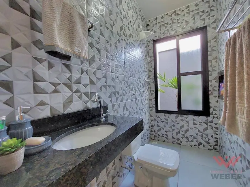 Foto 2 de Casa com 2 quartos à venda, 150m2 em Parque Santa Márcia, Votorantim - SP
