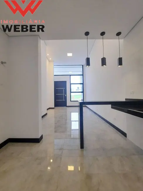Casa de Condomínio com 3 quartos à venda, 110m2 em Cajuru do Sul, Sorocaba - SP - imagem 4 Foto 4 de Casa de Condomínio com 3 quartos à venda, 110m2 em Cajuru do Sul, Sorocaba - SP