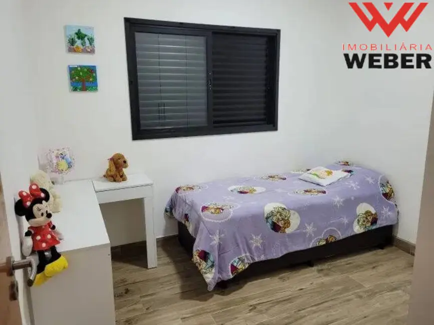 Casa com 3 quartos à venda, 161m2 em Wanel Ville, Sorocaba - SP - imagem 2 Foto 2 de Casa com 3 quartos à venda, 161m2 em Wanel Ville, Sorocaba - SP