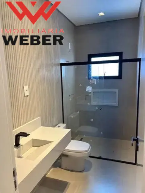 Casa de Condomínio com 3 quartos à venda, 176m2 em Aparecidinha, Sorocaba - SP - imagem 4 Foto 4 de Casa de Condomínio com 3 quartos à venda, 176m2 em Aparecidinha, Sorocaba - SP