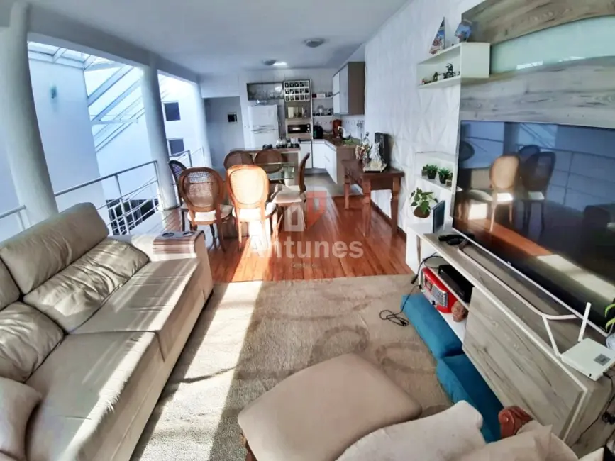 Foto 8 de Casa com 3 quartos à venda, 280m2 em Vila Fátima, Cachoeirinha - RS