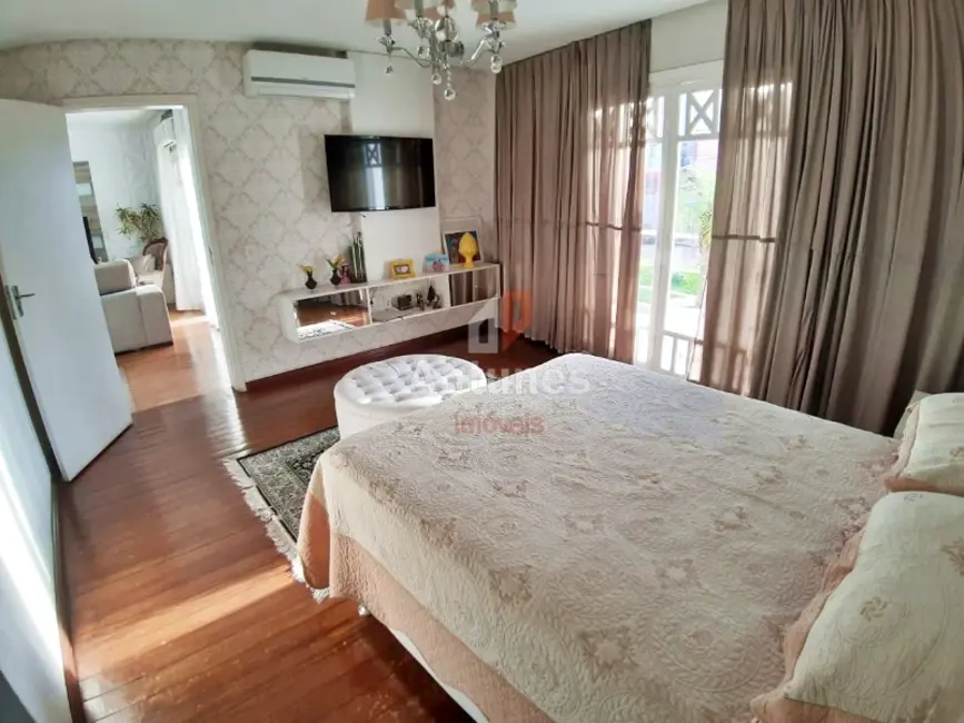Foto 7 de Casa com 3 quartos à venda, 280m2 em Vila Fátima, Cachoeirinha - RS