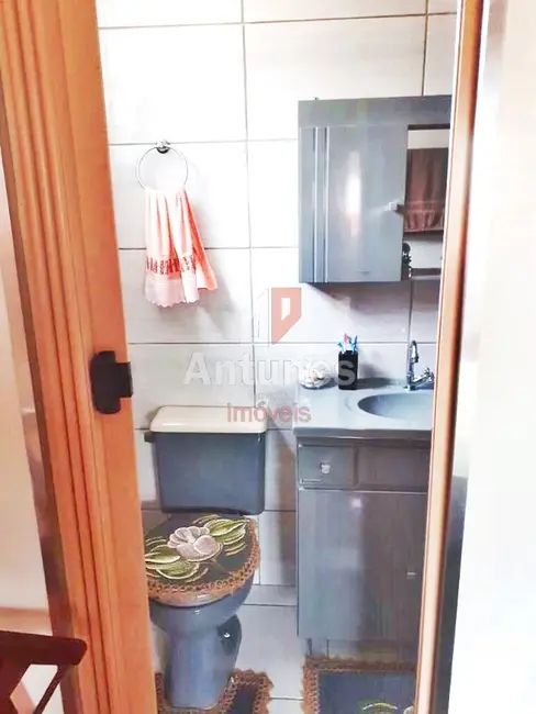 Foto 2 de Casa com 3 quartos à venda, 116m2 em Vila Monte Carlo, Cachoeirinha - RS