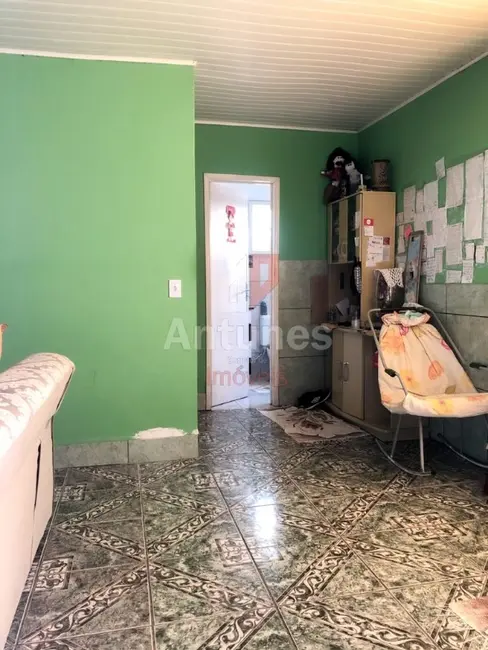 Foto 2 de Casa com 3 quartos à venda, 110m2 em Vila Fátima, Cachoeirinha - RS