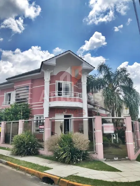 Foto 1 de Casa com 3 quartos à venda, 230m2 em Parque da Matriz, Cachoeirinha - RS