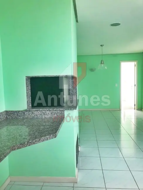 Casa com 3 quartos à venda, 265m2 em Estância Velha, Canoas - RS - imagem 8 Foto 8 de Casa com 3 quartos à venda, 265m2 em Estância Velha, Canoas - RS