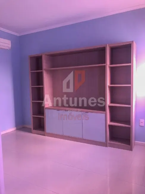 Casa com 2 quartos à venda, 288m2 em Estância Velha, Canoas - RS - imagem 4 Foto 4 de Casa com 2 quartos à venda, 288m2 em Estância Velha, Canoas - RS