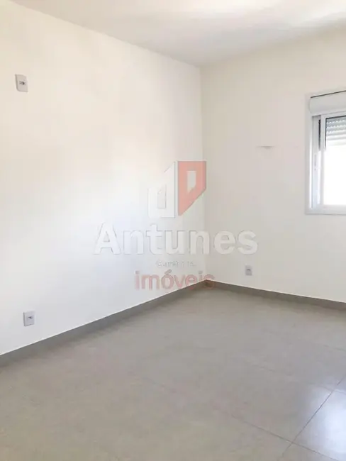 Foto 2 de Apartamento com 2 quartos à venda, 50m2 em Vila Santo Ângelo, Cachoeirinha - RS