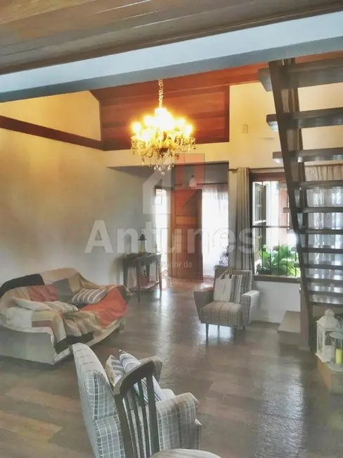 Foto 8 de Casa com 3 quartos à venda, 160m2 em Santa Cruz, Gravatai - RS