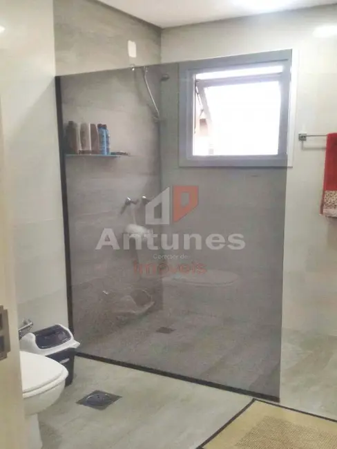 Casa de Condomínio com 3 quartos à venda, 292m2 em Distrito Industrial, Cachoeirinha - RS - imagem 7 Foto 7 de Casa de Condomínio com 3 quartos à venda, 292m2 em Distrito Industrial, Cachoeirinha - RS