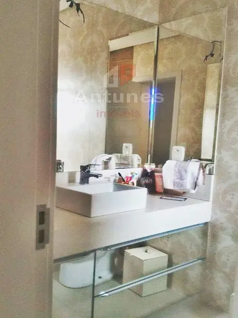 Casa de Condomínio com 3 quartos à venda, 292m2 em Distrito Industrial, Cachoeirinha - RS - imagem 6 Foto 6 de Casa de Condomínio com 3 quartos à venda, 292m2 em Distrito Industrial, Cachoeirinha - RS