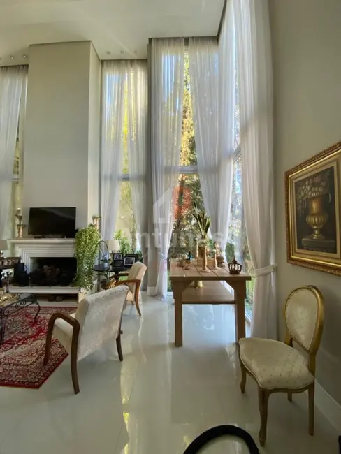 Foto 3 de Casa de Condomínio com 3 quartos à venda, 334m2 em Distrito Industrial, Cachoeirinha - RS