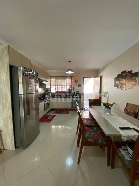 Foto 8 de Casa com 3 quartos à venda, 260m2 em Vila Mauá, Cachoeirinha - RS