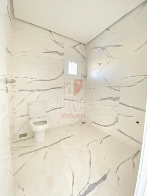 Foto 5 de Casa com 3 quartos à venda, 145m2 em Cachoeirinha - RS