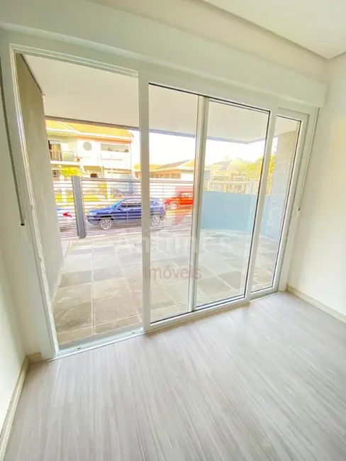 Foto 6 de Casa com 3 quartos à venda, 145m2 em Cachoeirinha - RS