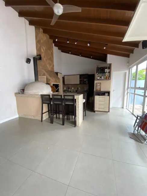 Foto 3 de Casa com 3 quartos à venda, 170m2 em Vila Regina, Cachoeirinha - RS