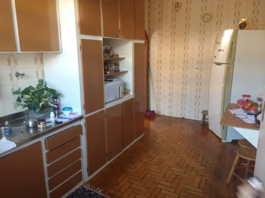 Foto 9 de Casa com 3 quartos à venda, 200m2 em Vila Veranópolis, Cachoeirinha - RS