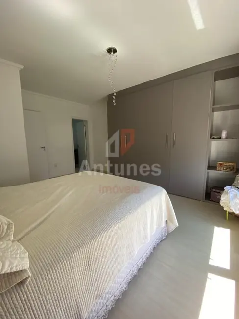 Foto 16 de Casa de Condomínio com 3 quartos à venda, 200m2 em Cachoeirinha - RS