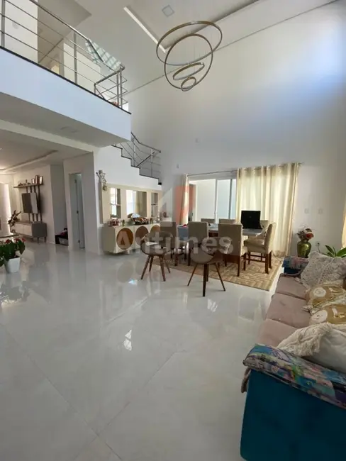 Foto 11 de Casa de Condomínio com 3 quartos à venda, 200m2 em Cachoeirinha - RS