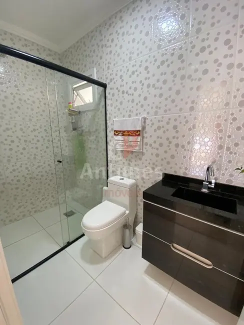 Foto 14 de Casa de Condomínio com 3 quartos à venda, 200m2 em Cachoeirinha - RS