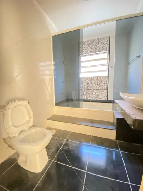 Foto 9 de Casa com 5 quartos à venda, 250m2 em Vila Eunice Nova, Cachoeirinha - RS
