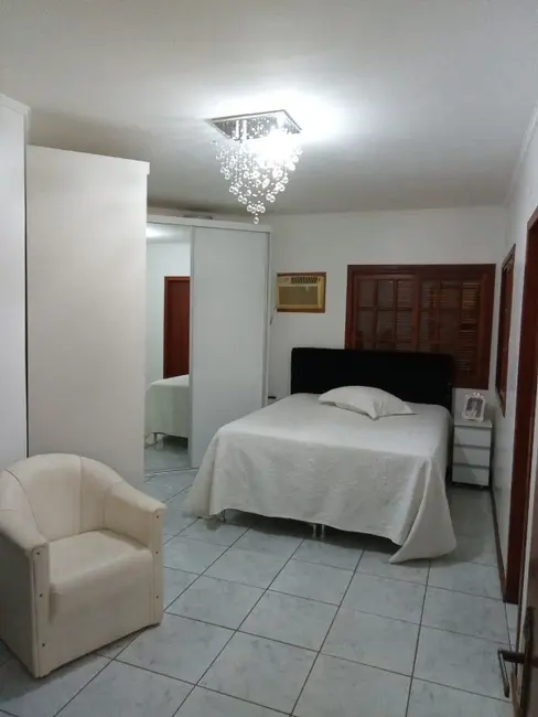 Foto 6 de Casa com 3 quartos à venda, 120m2 em Cachoeirinha - RS