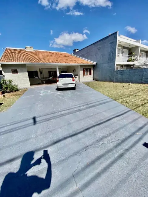 Foto 1 de Casa com 3 quartos à venda, 100m2 em Vila Imbui, Cachoeirinha - RS