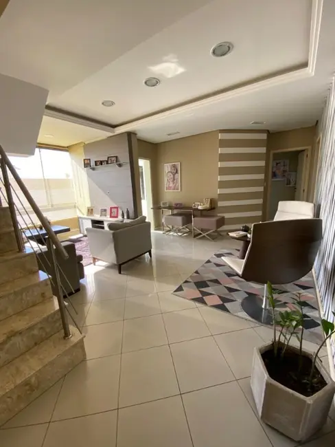 Foto 5 de Apartamento com 3 quartos à venda, 172m2 em Vila Eunice Nova, Cachoeirinha - RS