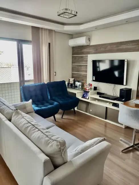 Apartamento com 2 quartos à venda, 150m2 em Cachoeirinha - RS - imagem 3 Foto 3 de Apartamento com 2 quartos à venda, 150m2 em Cachoeirinha - RS