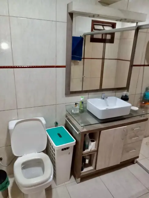 Casa com 2 quartos à venda, 102m2 em Loteamento Vila Rica, Gravatai - RS - imagem 5 Foto 5 de Casa com 2 quartos à venda, 102m2 em Loteamento Vila Rica, Gravatai - RS