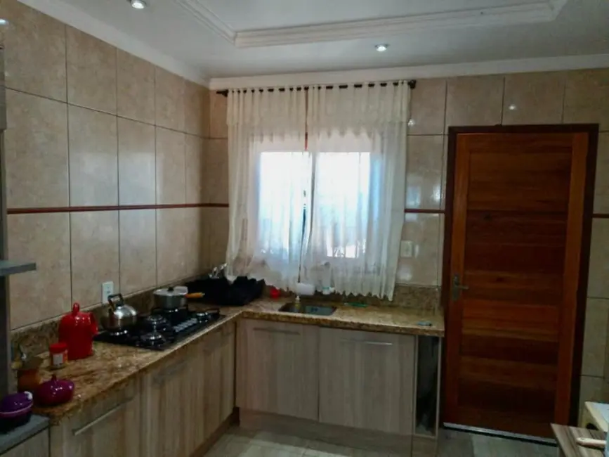 Casa com 2 quartos à venda, 102m2 em Loteamento Vila Rica, Gravatai - RS - imagem 9 Foto 9 de Casa com 2 quartos à venda, 102m2 em Loteamento Vila Rica, Gravatai - RS