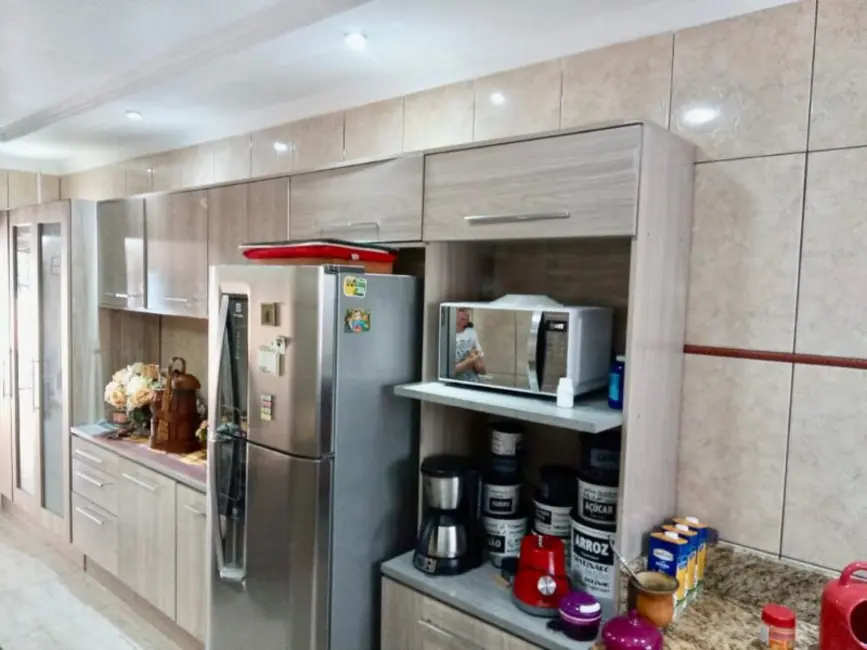 Casa com 2 quartos à venda, 102m2 em Loteamento Vila Rica, Gravatai - RS - imagem 8 Foto 8 de Casa com 2 quartos à venda, 102m2 em Loteamento Vila Rica, Gravatai - RS