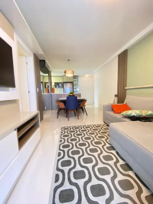 Foto 4 de Apartamento com 3 quartos à venda, 94m2 em Barreiros, Sao Jose - SC