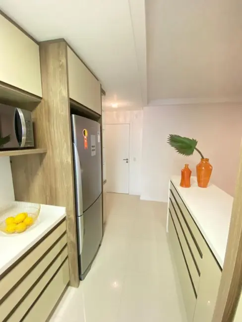 Foto 9 de Apartamento com 3 quartos à venda, 94m2 em Barreiros, Sao Jose - SC