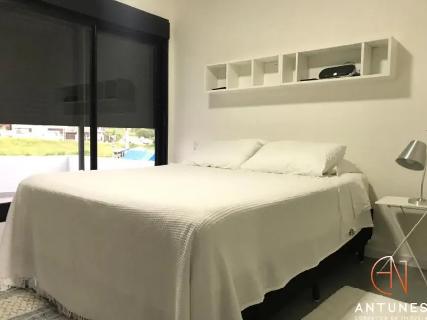 Foto 9 de Casa com 3 quartos à venda, 134m2 em Garopaba - SC