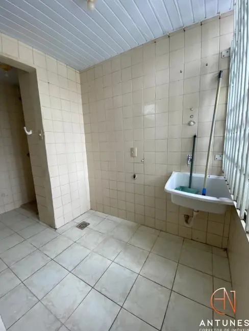 Apartamento com 3 quartos à venda, 98m2 em Centro, Florianopolis - SC - imagem 7 Foto 7 de Apartamento com 3 quartos à venda, 98m2 em Centro, Florianopolis - SC