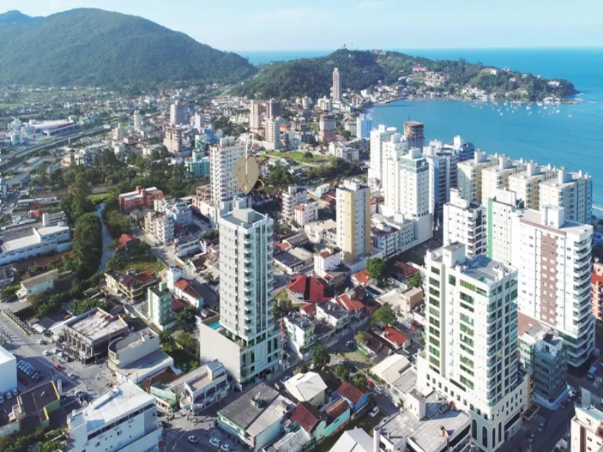 Foto 3 de Apartamento com 3 quartos à venda, 135m2 em Centro, Itapema - SC