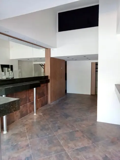 Foto 2 de Loja à venda, 195m2 em Independência, Porto Alegre - RS