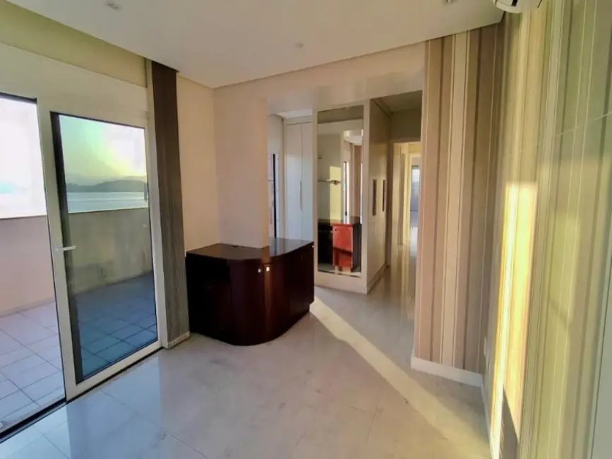 Foto 5 de Apartamento com 3 quartos à venda, 244m2 em Abraão, Florianopolis - SC