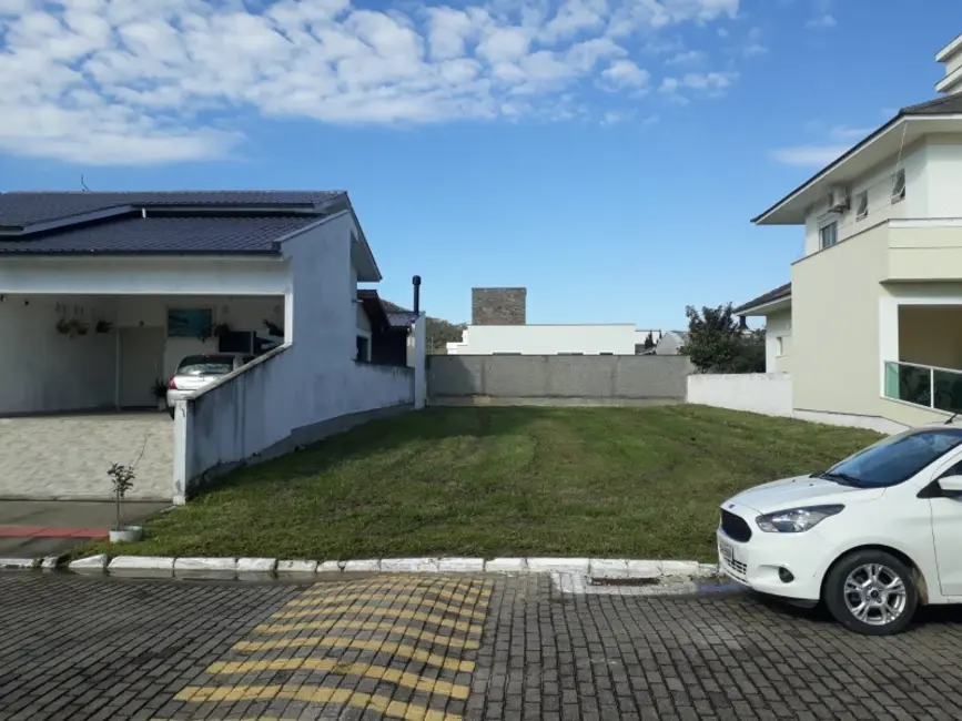 Foto 9 de Terreno / Lote à venda, 300m2 em Praia de Fora, Palhoca - SC