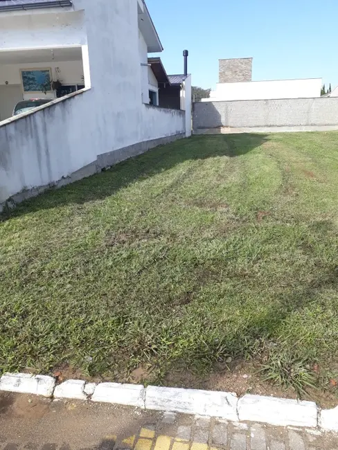 Foto 3 de Terreno / Lote à venda, 300m2 em Praia de Fora, Palhoca - SC