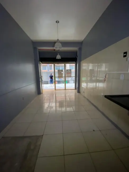 Loja à venda e para alugar, 27m2 em Independência, Porto Alegre - RS - imagem 8 Foto 8 de Loja à venda e para alugar, 27m2 em Independência, Porto Alegre - RS