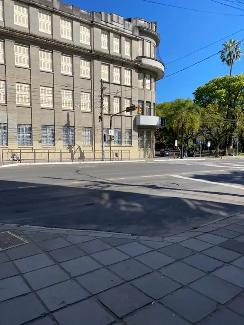 Loja à venda e para alugar, 27m2 em Independência, Porto Alegre - RS - imagem 5 Foto 5 de Loja à venda e para alugar, 27m2 em Independência, Porto Alegre - RS