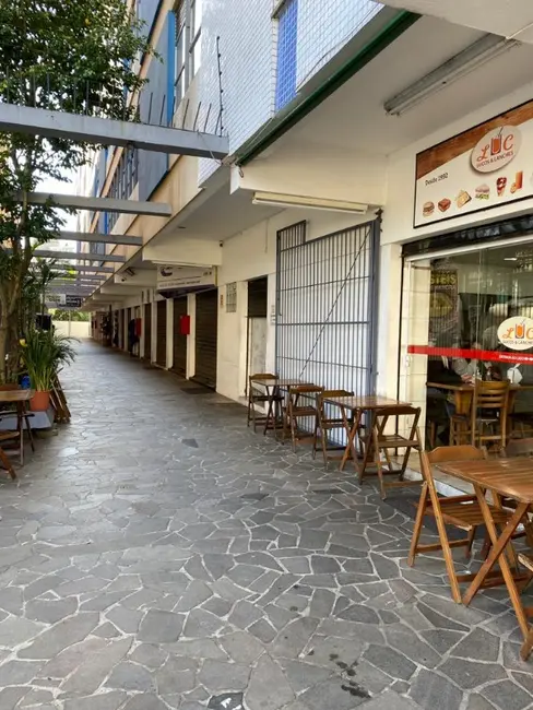Loja à venda e para alugar, 27m2 em Independência, Porto Alegre - RS - imagem 2 Foto 2 de Loja à venda e para alugar, 27m2 em Independência, Porto Alegre - RS