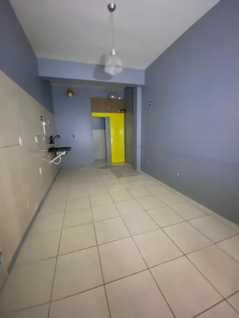 Loja à venda e para alugar, 27m2 em Independência, Porto Alegre - RS - imagem 1 Foto 1 de Loja à venda e para alugar, 27m2 em Independência, Porto Alegre - RS