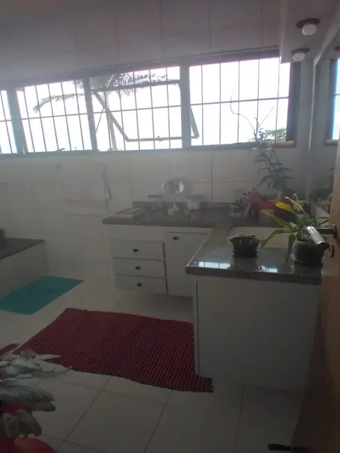 Casa com 4 quartos à venda, 180m2 em Florianopolis - SC - imagem 7 Foto 7 de Casa com 4 quartos à venda, 180m2 em Florianopolis - SC